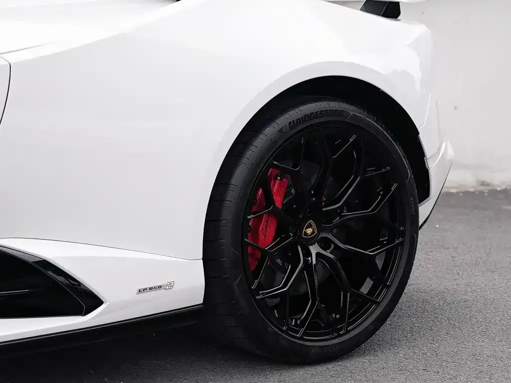 Lamborghini Huracan 2024 из CN, фото 5