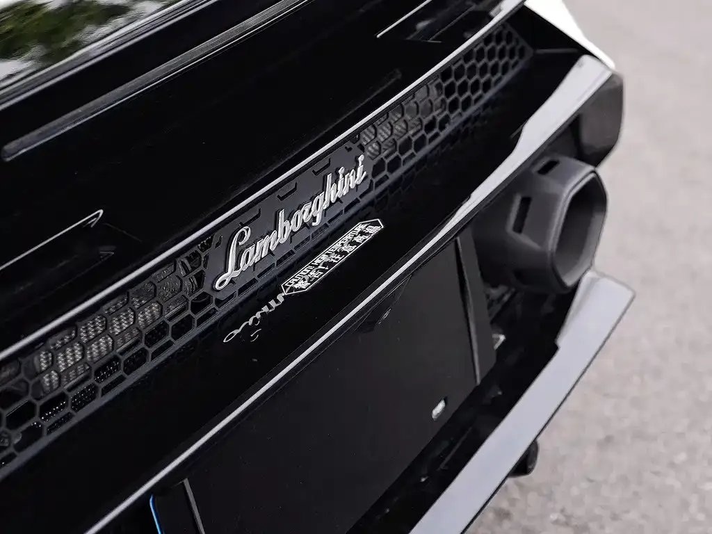Lamborghini Huracan 2024 из CN, фото 7