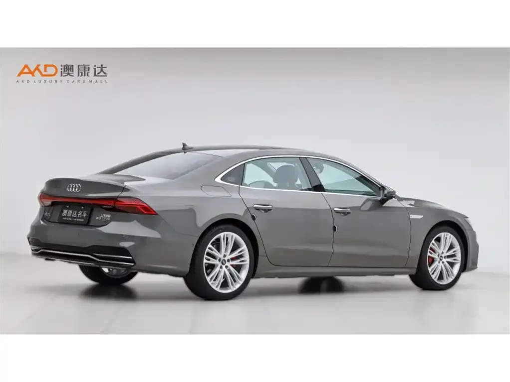 Audi A7L 2024 из CN, фото 7