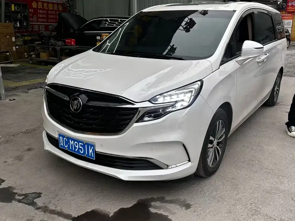 Buick GL8 2021 из CN, фото 1