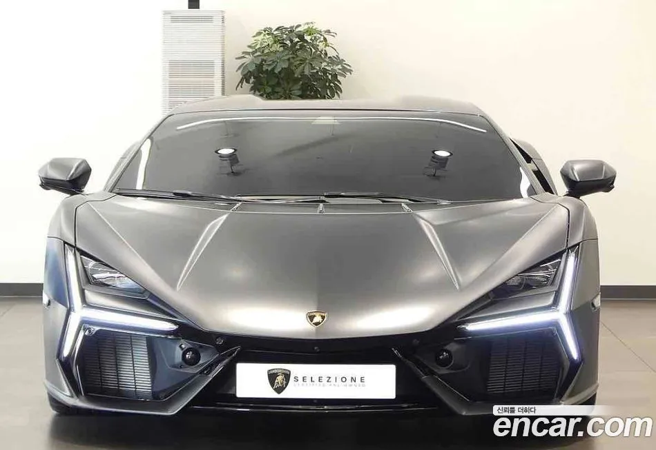 Lamborghini Revuelto 2025 из KR, фото 5