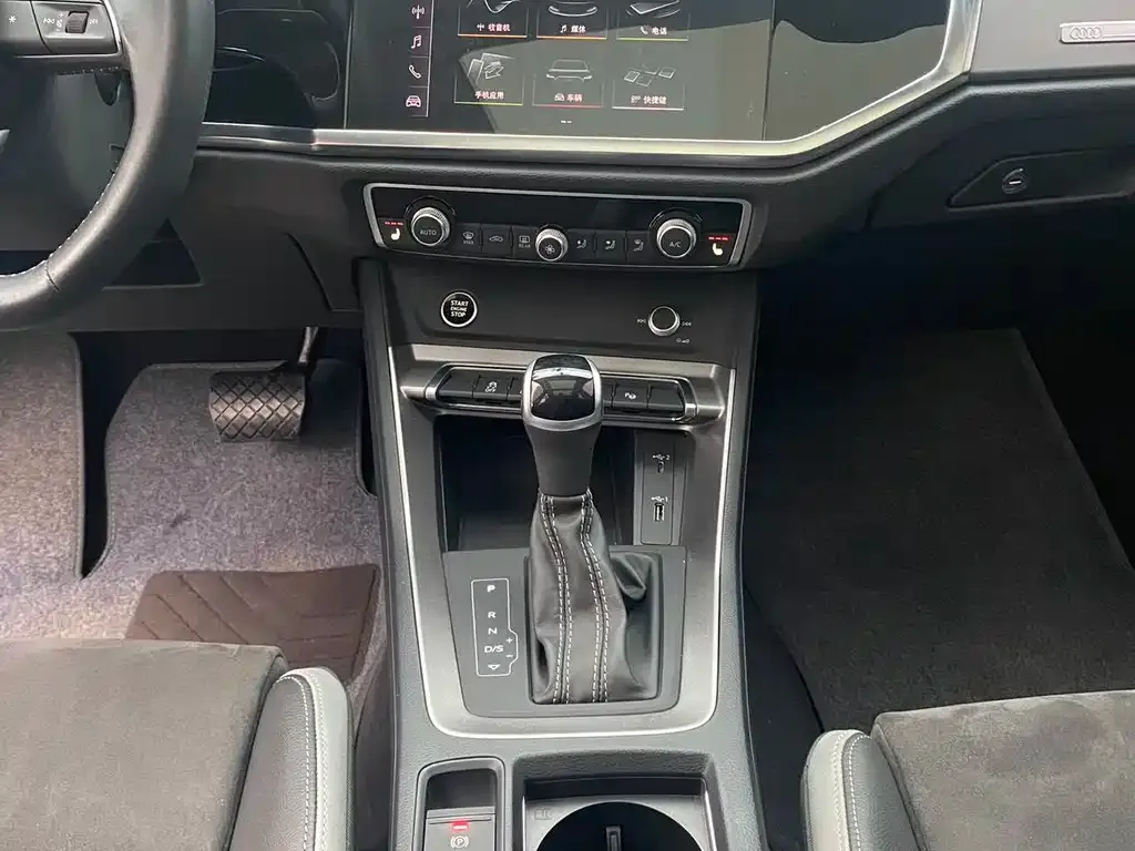 Audi Q3 2022 из CN, фото 8