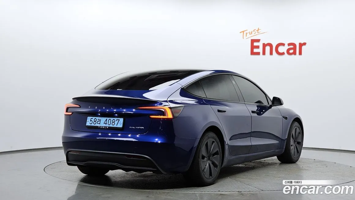 Tesla Model 3 2024 из KR, фото 10