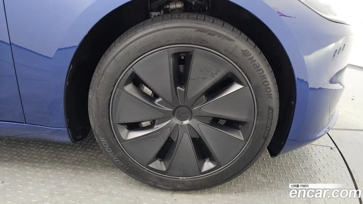 Tesla Model 3 2024 из KR, фото 8