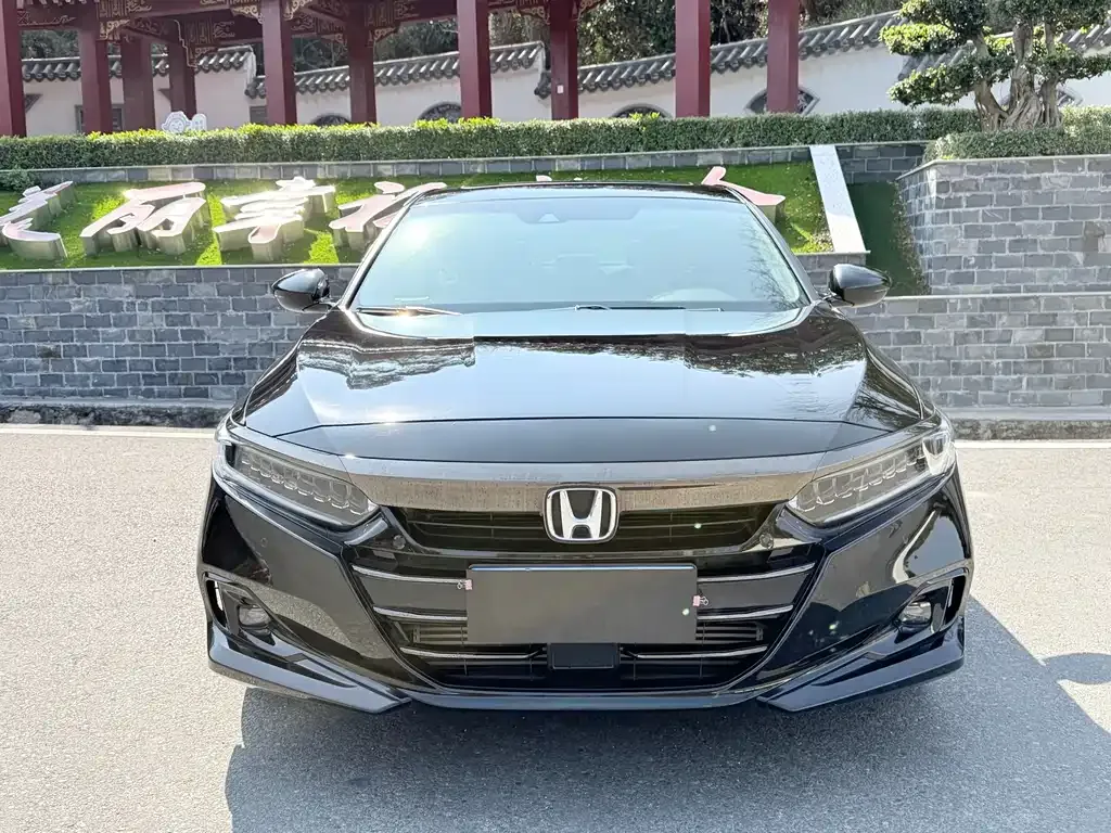 Honda Accord — фото 5
