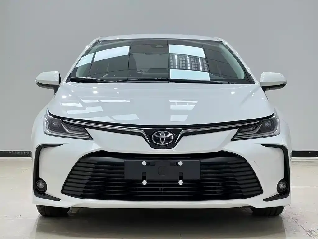 Toyota Corolla 2023 из CN, фото 7