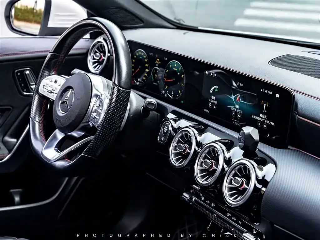Mercedes-Benz CLA (Import) — фото 9