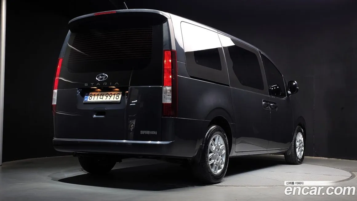 Hyundai Staria — фото 2