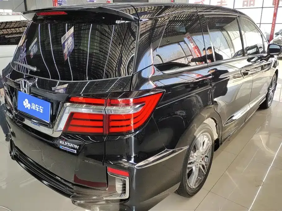 Honda Elysion 2021 из CN, фото 7