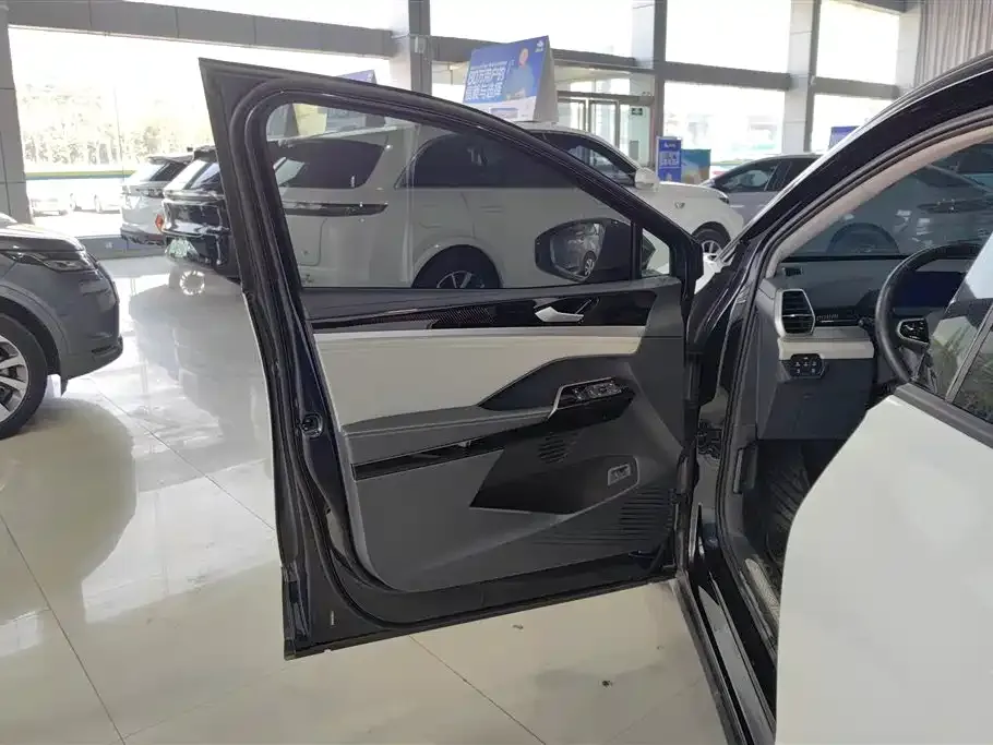 Volkswagen ID.6 Crozz 2021 из CN, фото 4