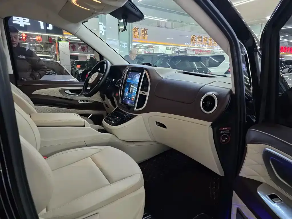 Mercedes-Benz Vito 2021 из CN, фото 7