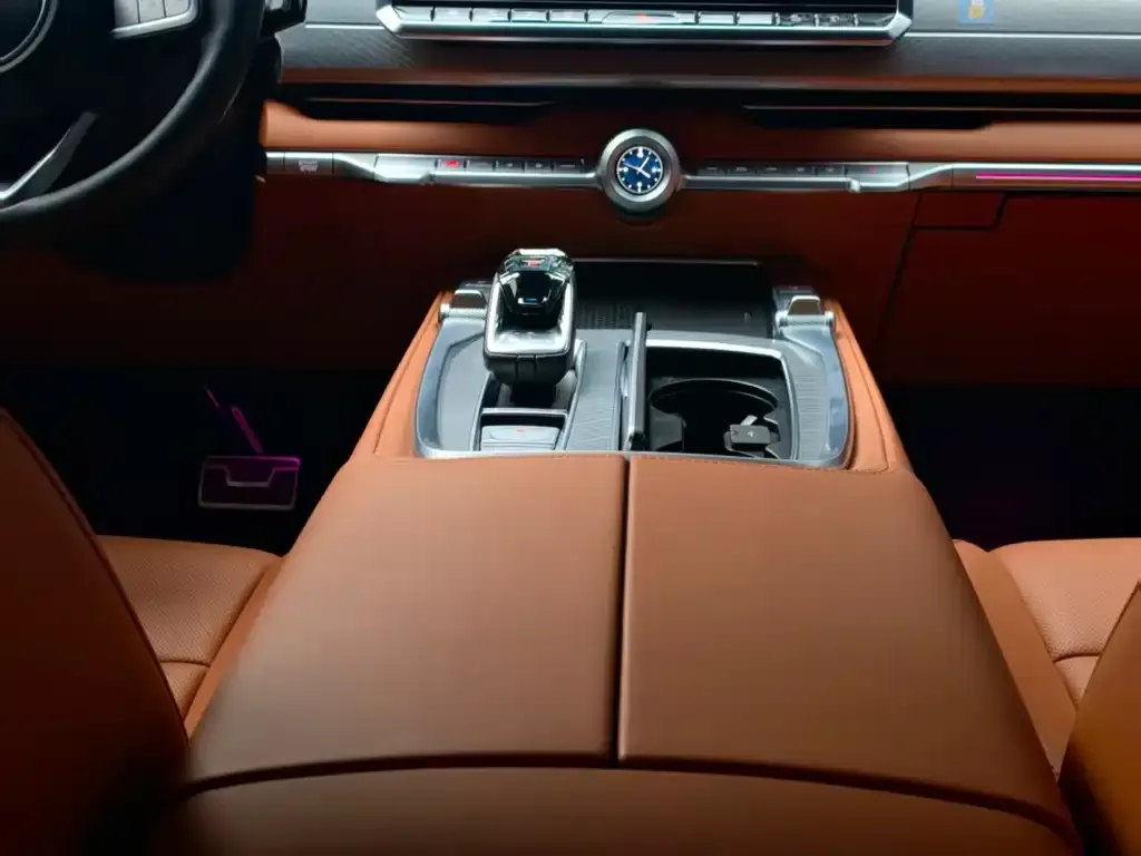 Tank 700 New Energy 2024 из CN, фото 2