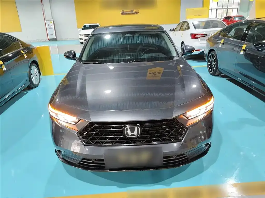 Honda Accord — фото 6