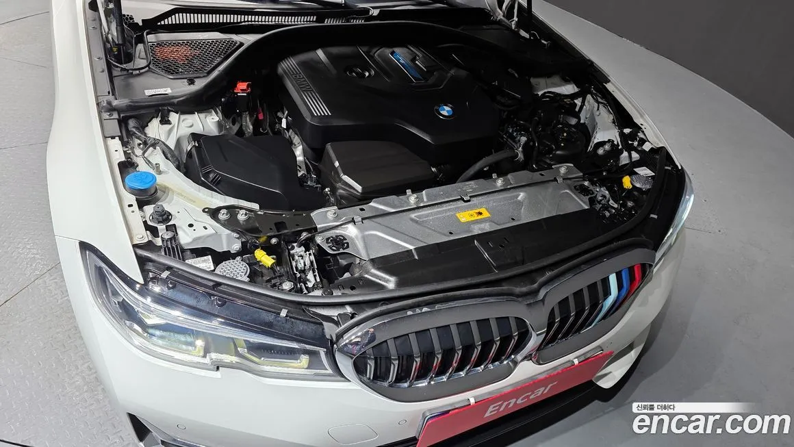 BMW 3-Series 2021 из KR, фото 6