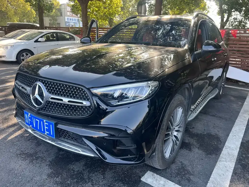 Mercedes-Benz GLC — фото 1