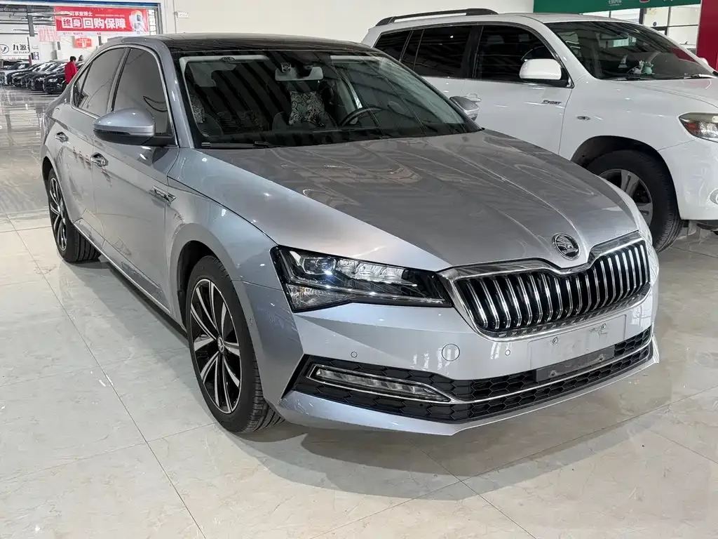 Skoda Superb 2023 из CN, фото 10