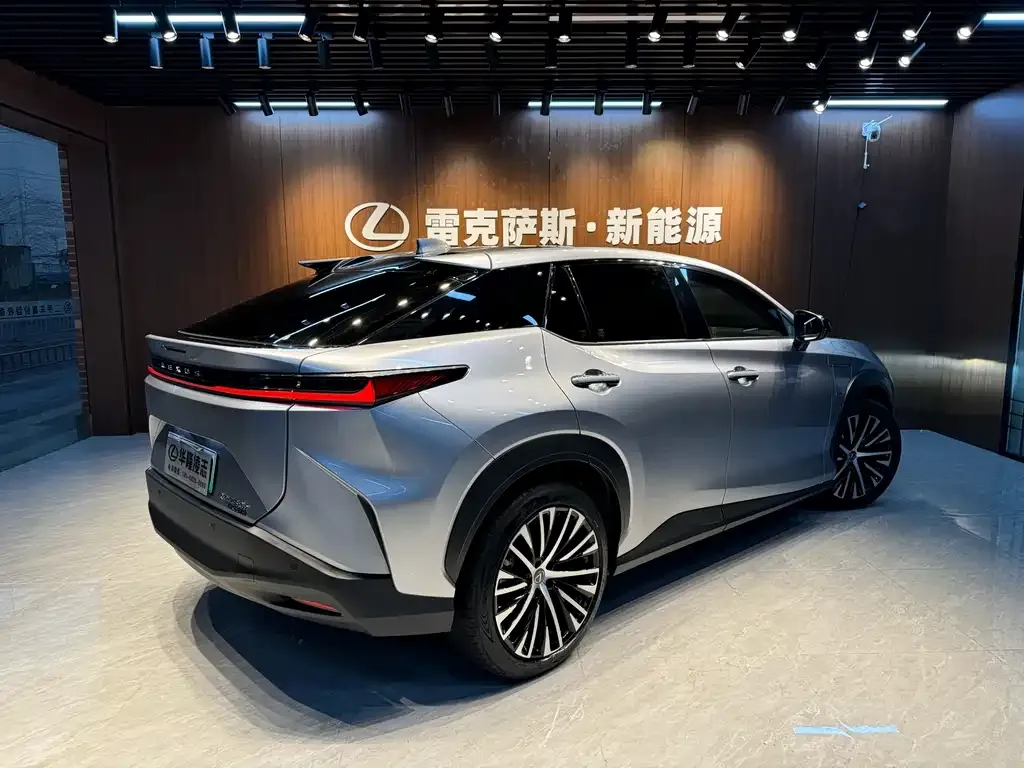 Lexus RZ 2024 из CN, фото 6