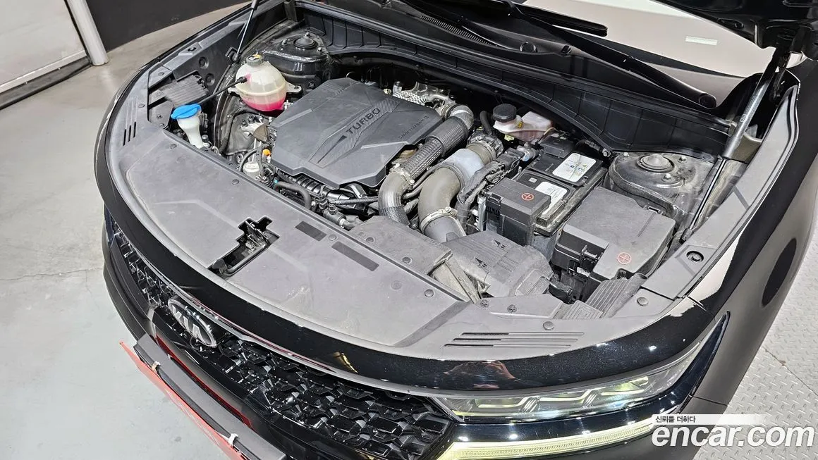 Kia Sorento — фото 6