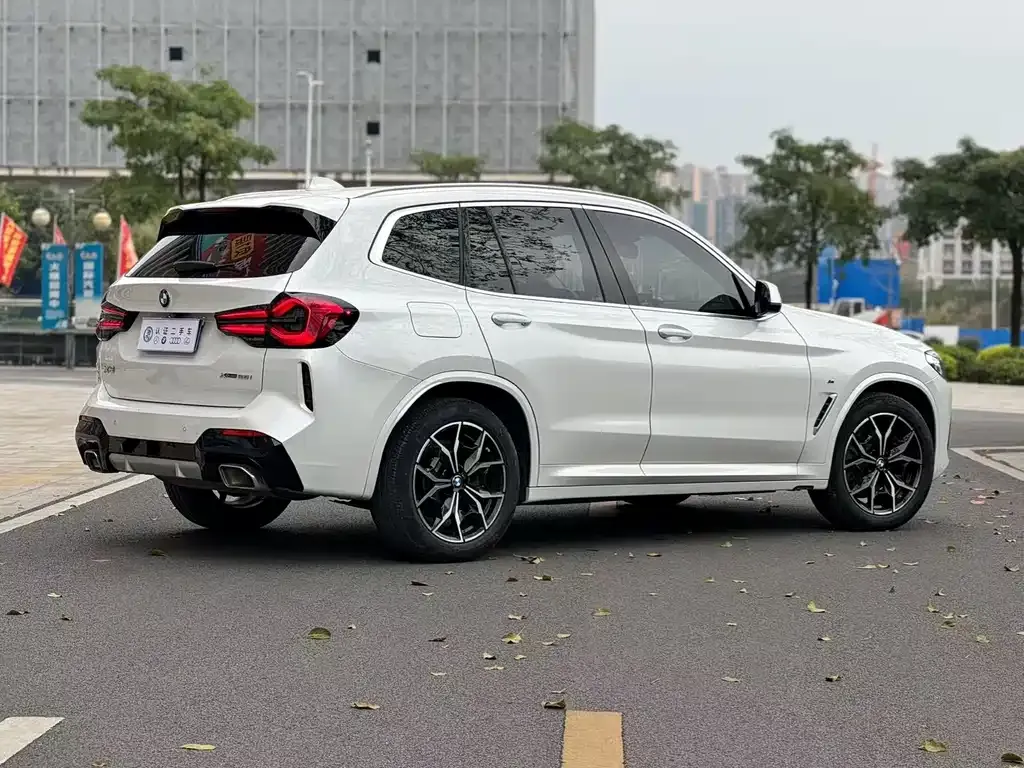 BMW X3 — фото 10