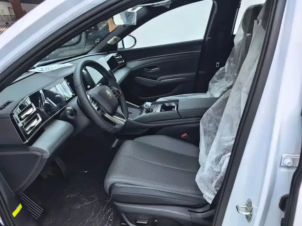 BYD Qin L 2026 из CN, фото 3