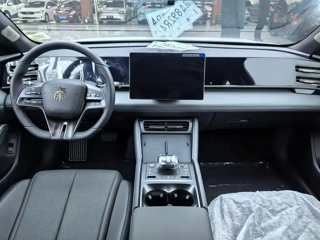 BYD Qin L 2026 из CN, фото 5