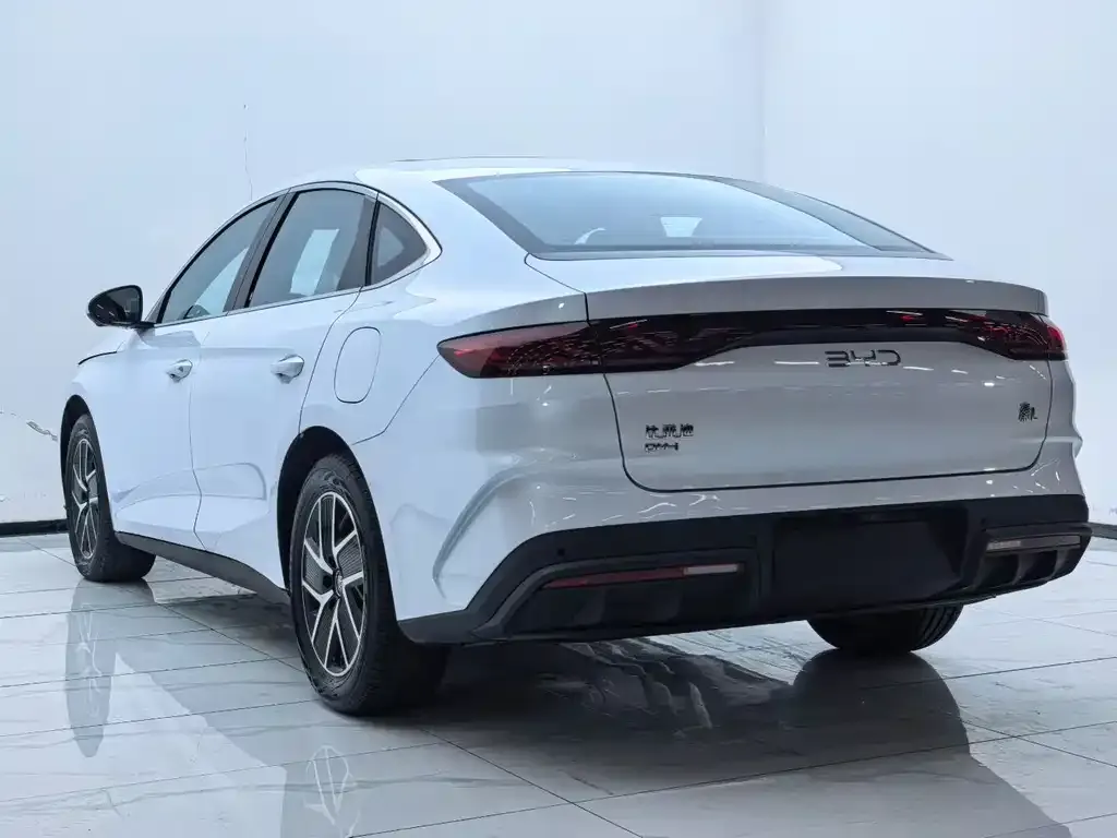 BYD Qin L 2026 из CN, фото 9