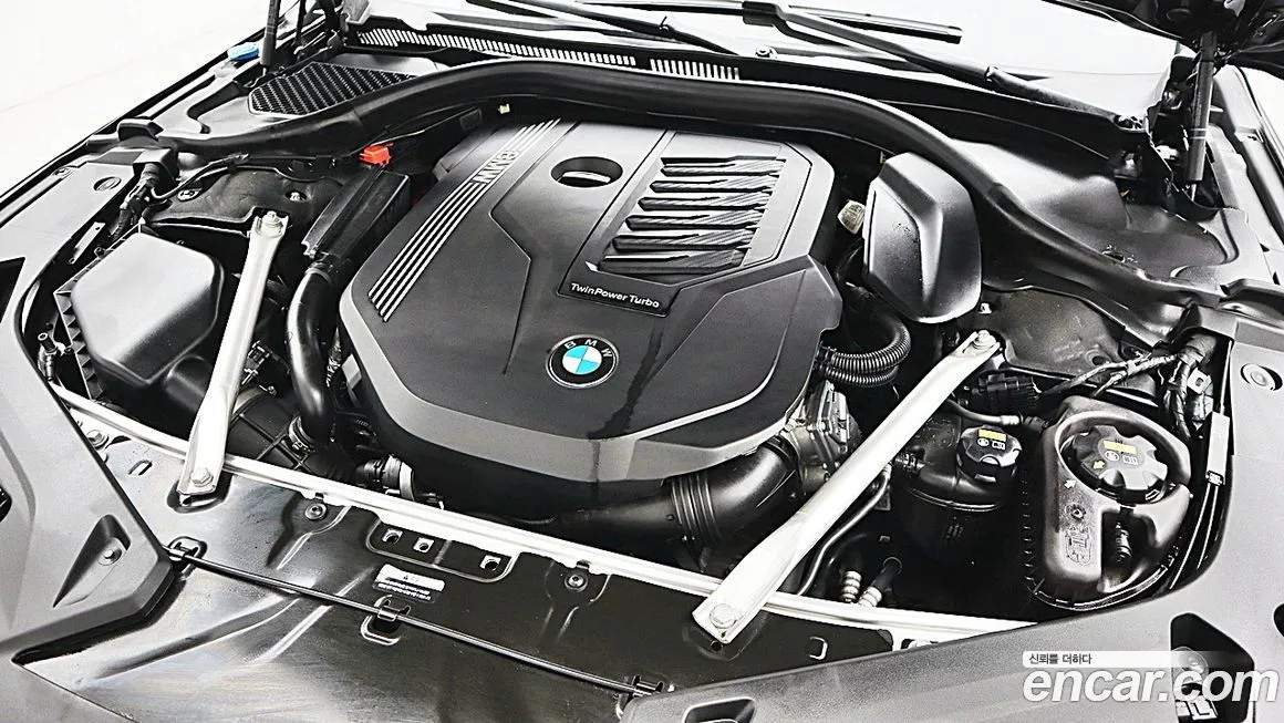 BMW 8-Series — фото 9