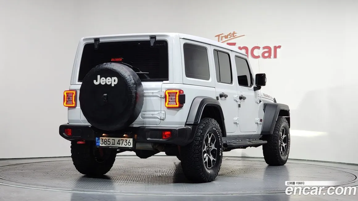 Jeep Wrangler — фото 5