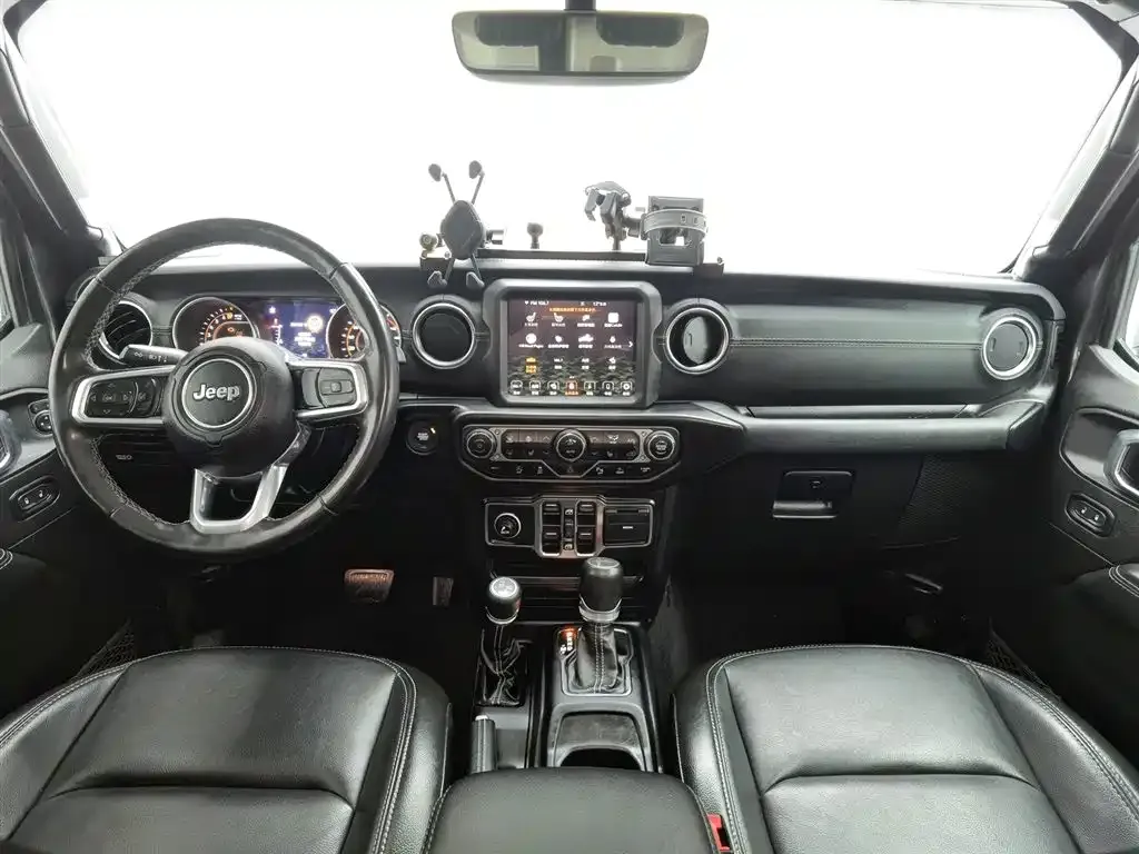 Jeep Gladiator 2023 из CN, фото 5