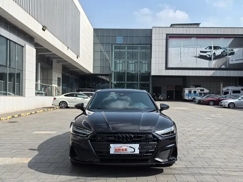 Audi A7L 2023 из CN, фото 7