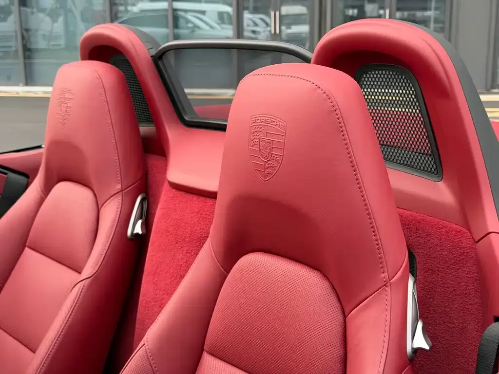 Porsche 718 2025 из CN, фото 9