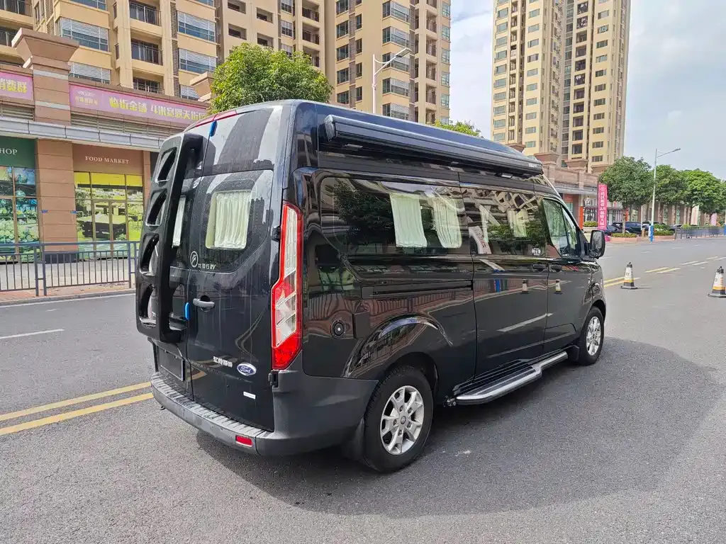 Ford Transit 2022 из CN, фото 5