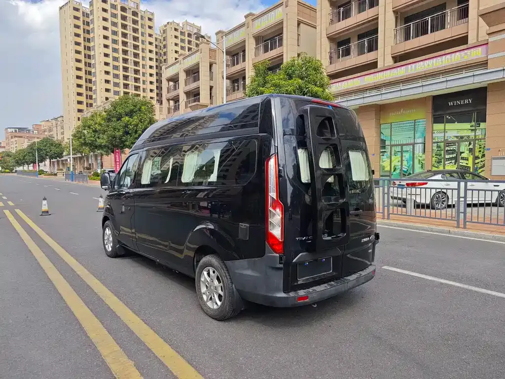 Ford Transit 2022 из CN, фото 4