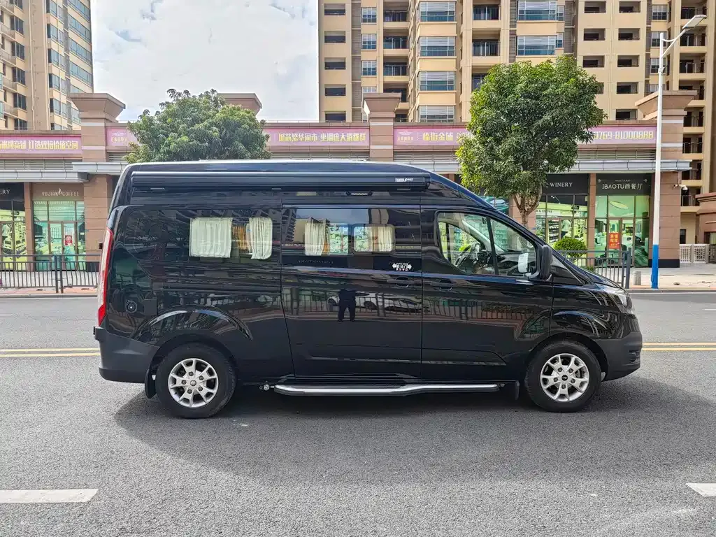 Ford Transit 2022 из CN, фото 8