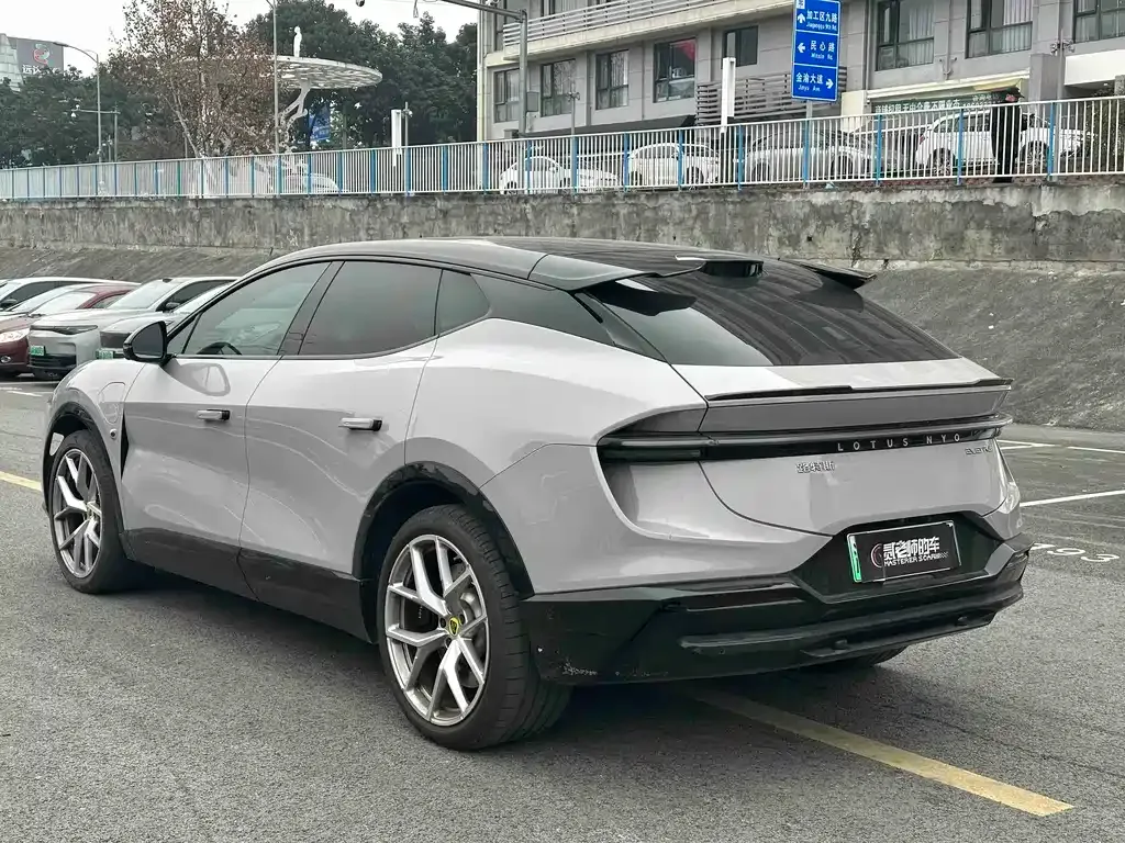 Lotus Eletre 2023 из CN, фото 9