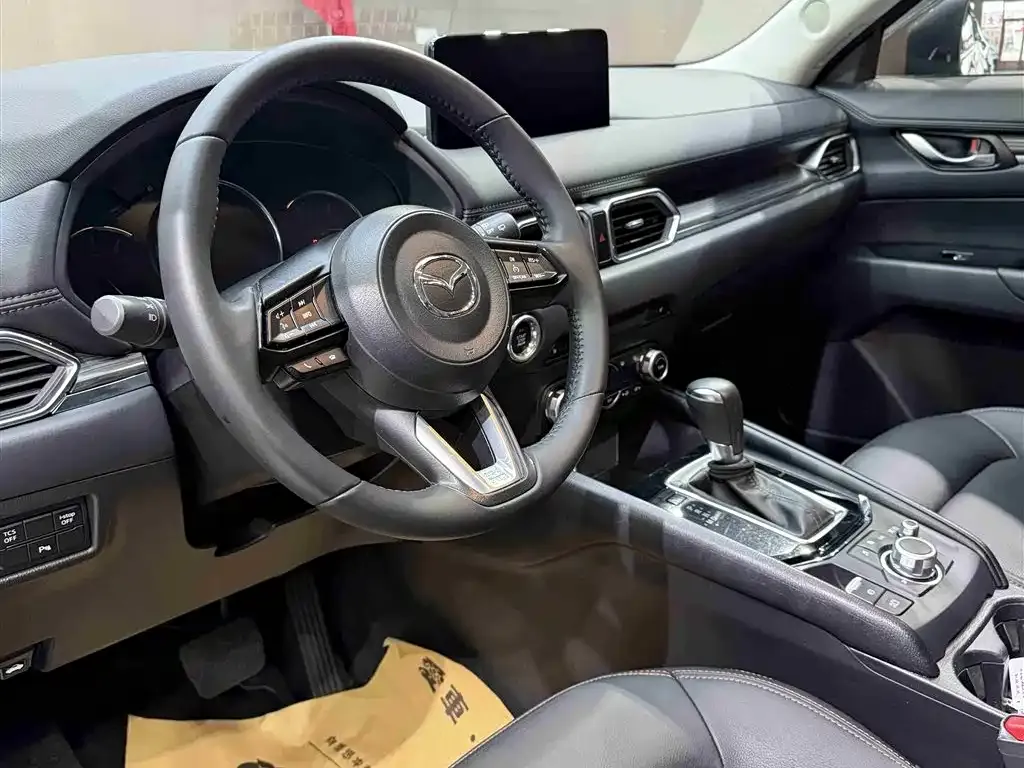Mazda CX-5 2023 из CN, фото 2