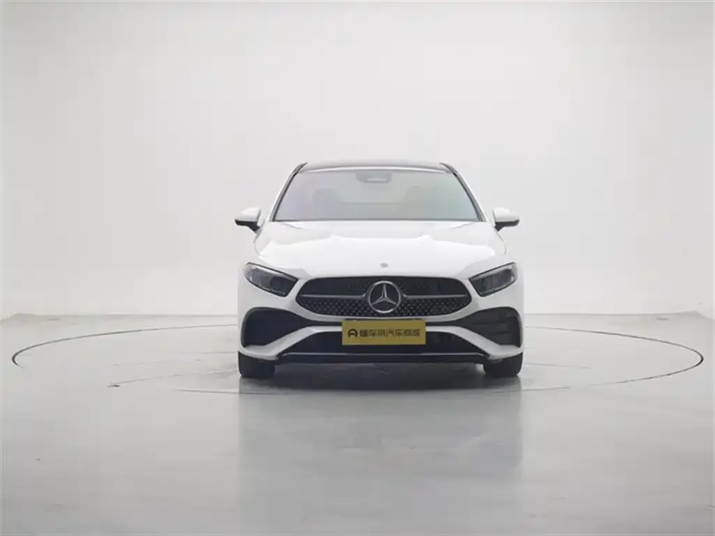 Mercedes-Benz A-Class 2024 из CN, фото 7