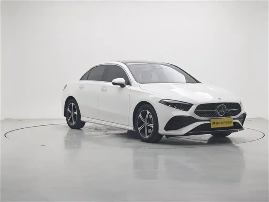Mercedes-Benz A-Class 2024 из CN, фото 8