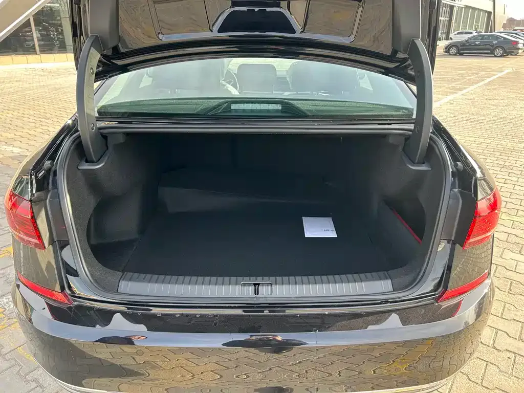 Volkswagen Passat 2026 из CN, фото 9