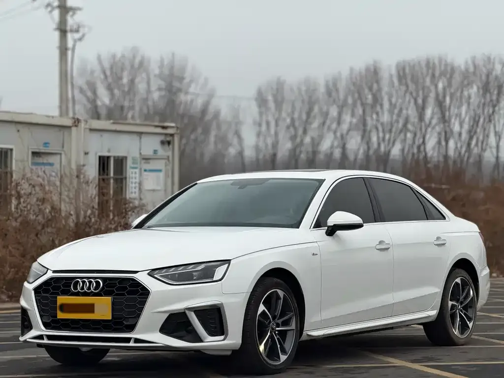 Audi A4L 2022 из CN, фото 1