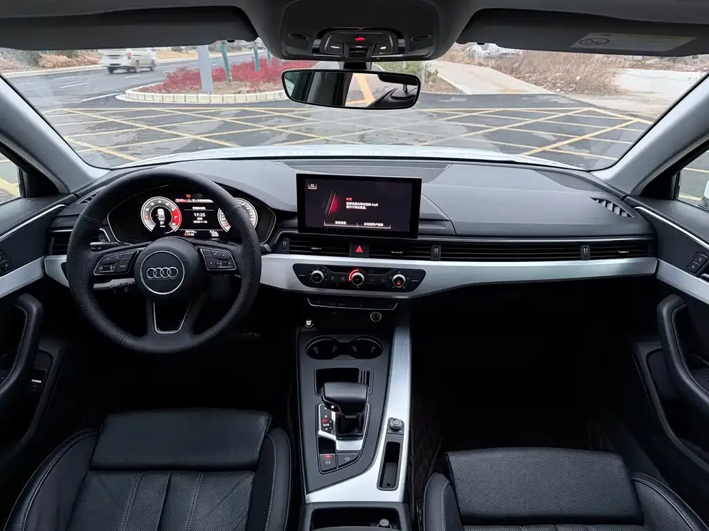 Audi A4L 2022 из CN, фото 9