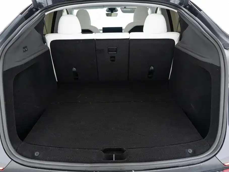 Tesla Model Y 2025 из CN, фото 3