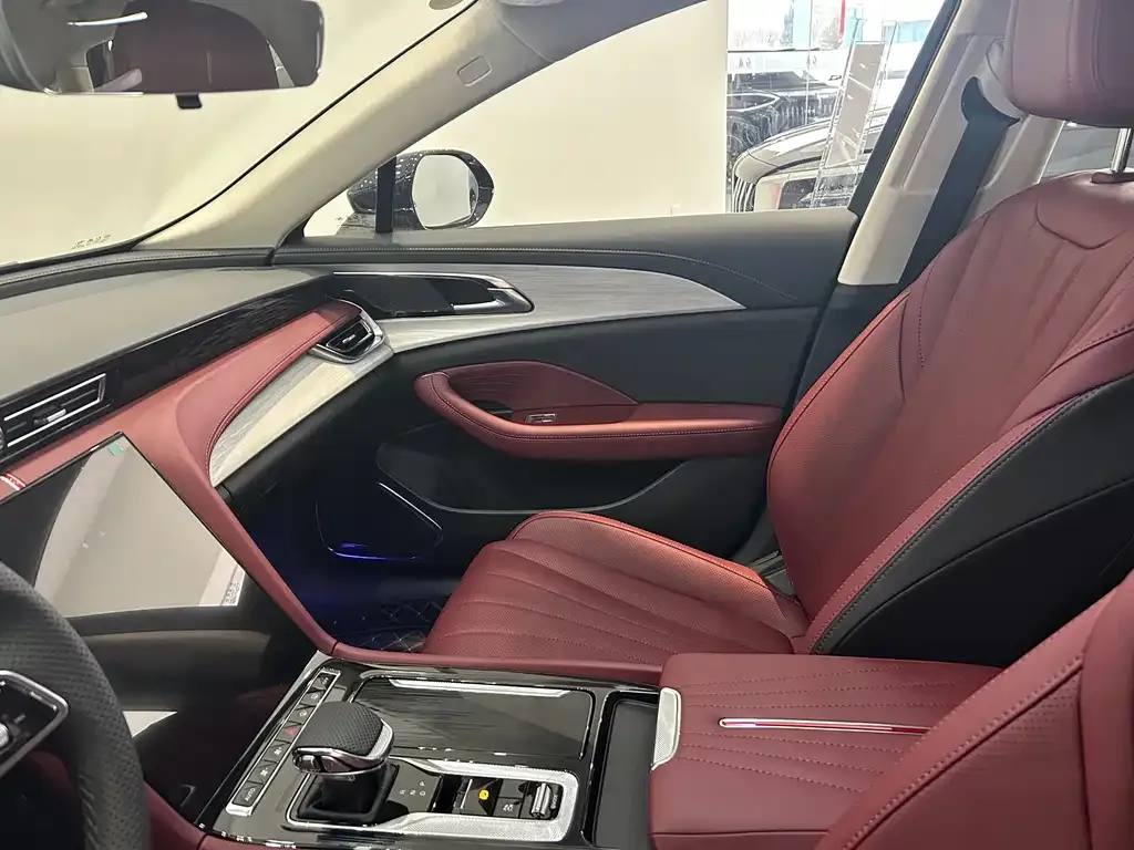 Hongqi H5 PHEV 2026 из CN, фото 7