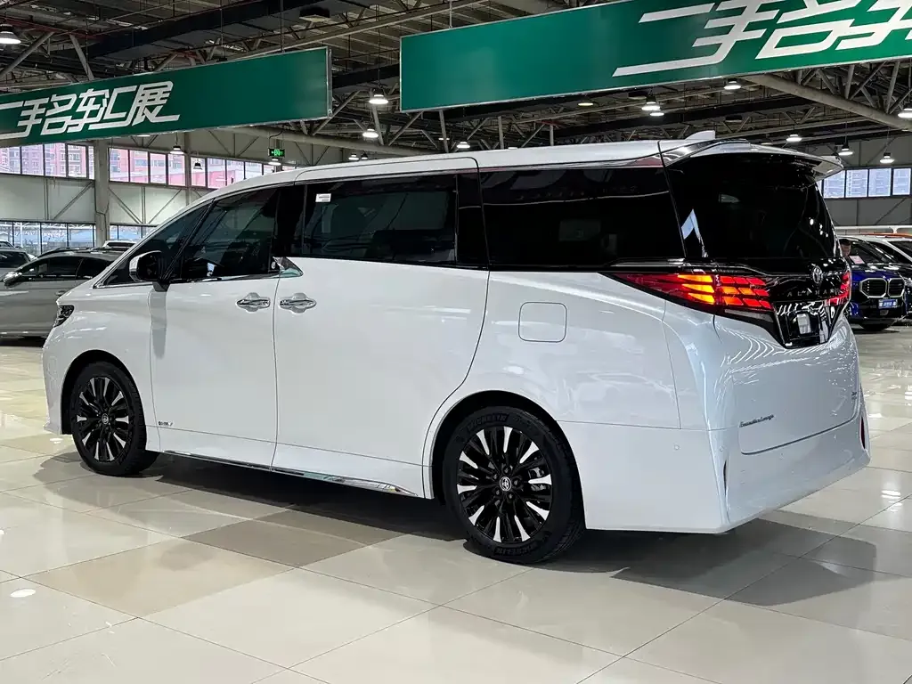 Toyota Alphard 2025 из CN, фото 7