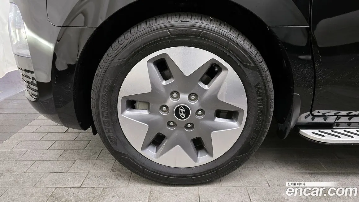 Hyundai Staria — фото 4
