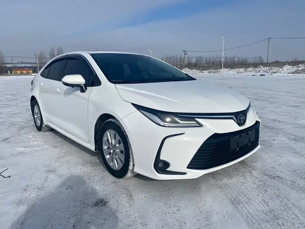 Toyota Corolla 2023 из CN, фото 8