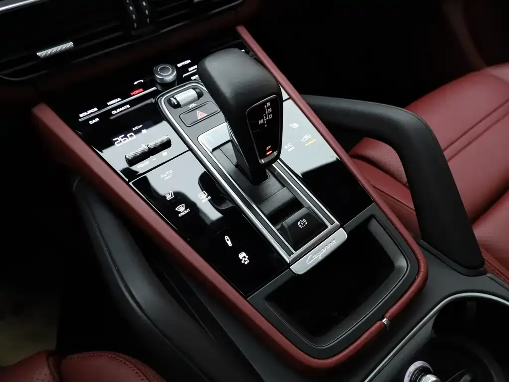 Porsche Cayenne 2022 из CN, фото 1