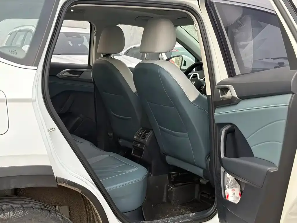 Volkswagen Tharu 2024 из CN, фото 9