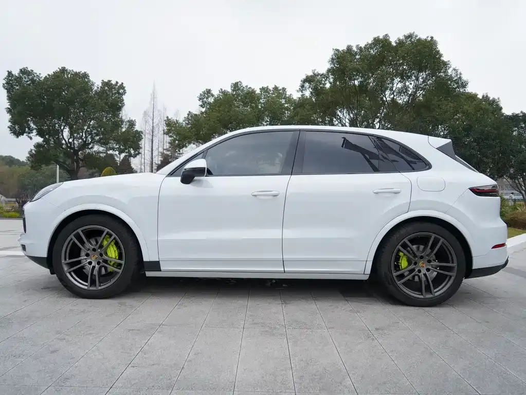 Porsche Cayenne Hybrid 2022 из CN, фото 8