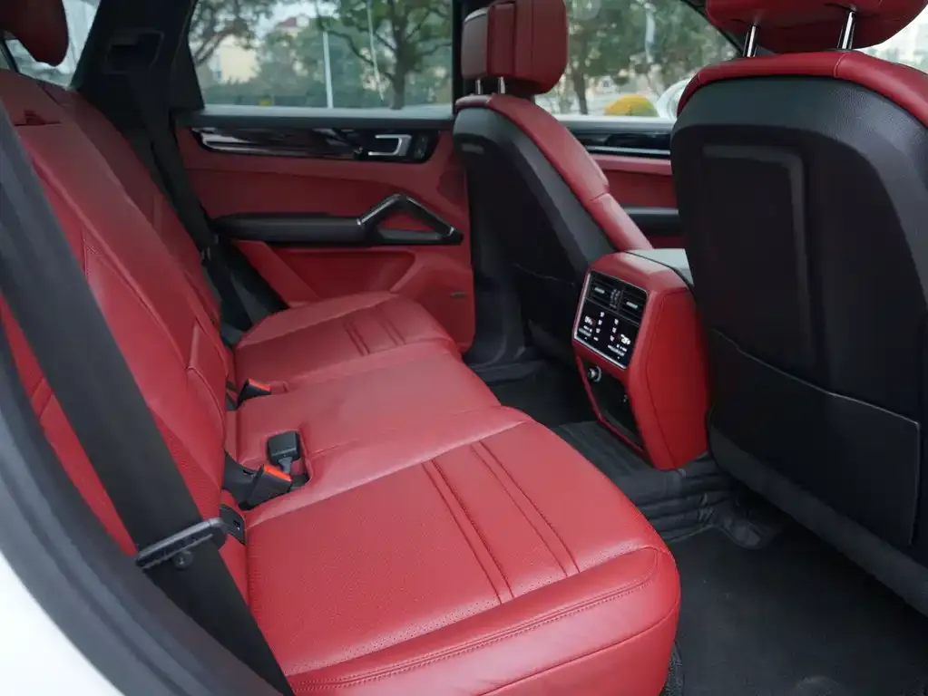 Porsche Cayenne Hybrid 2022 из CN, фото 3